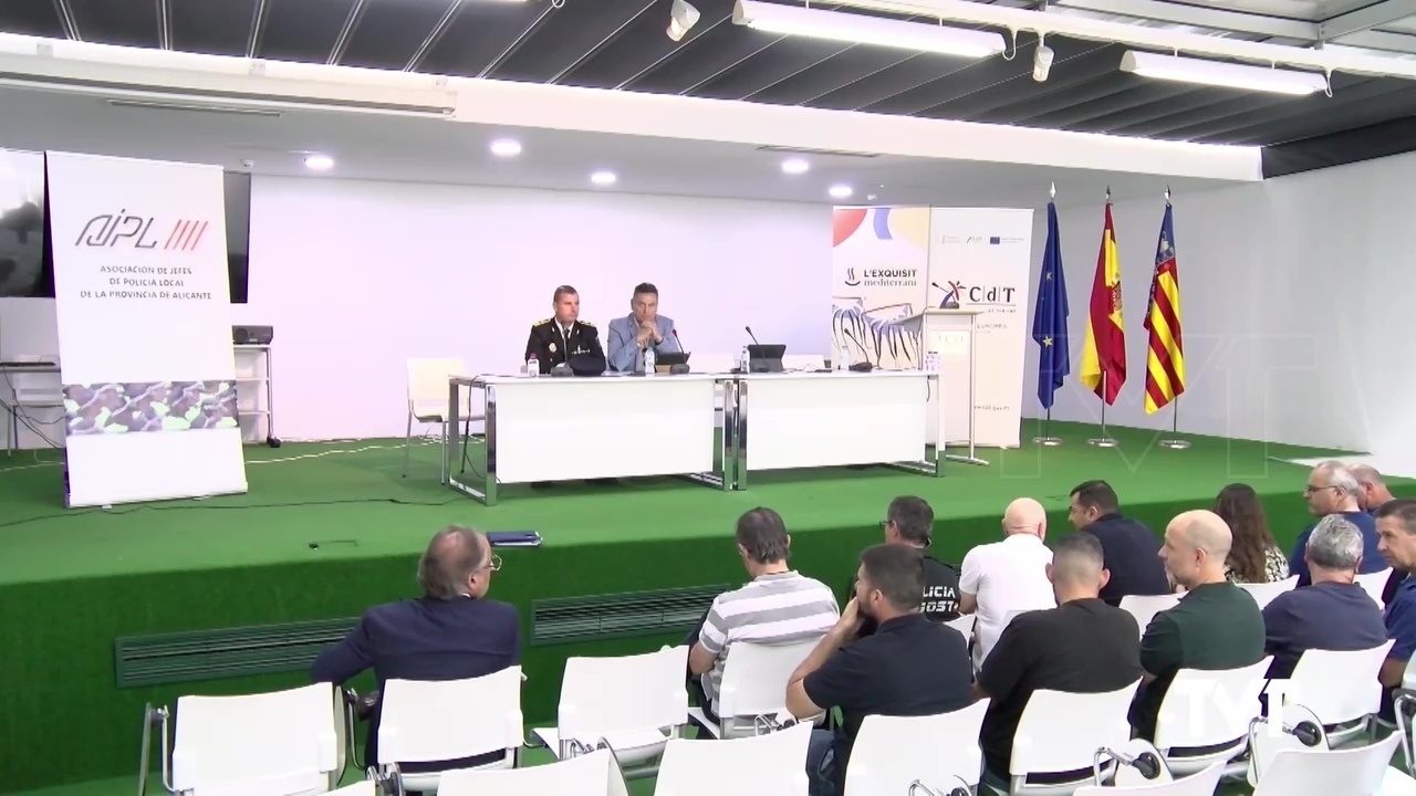 Imagen de Intercambio de experiencias entre los máximos responsables de las policías locales de la provincia