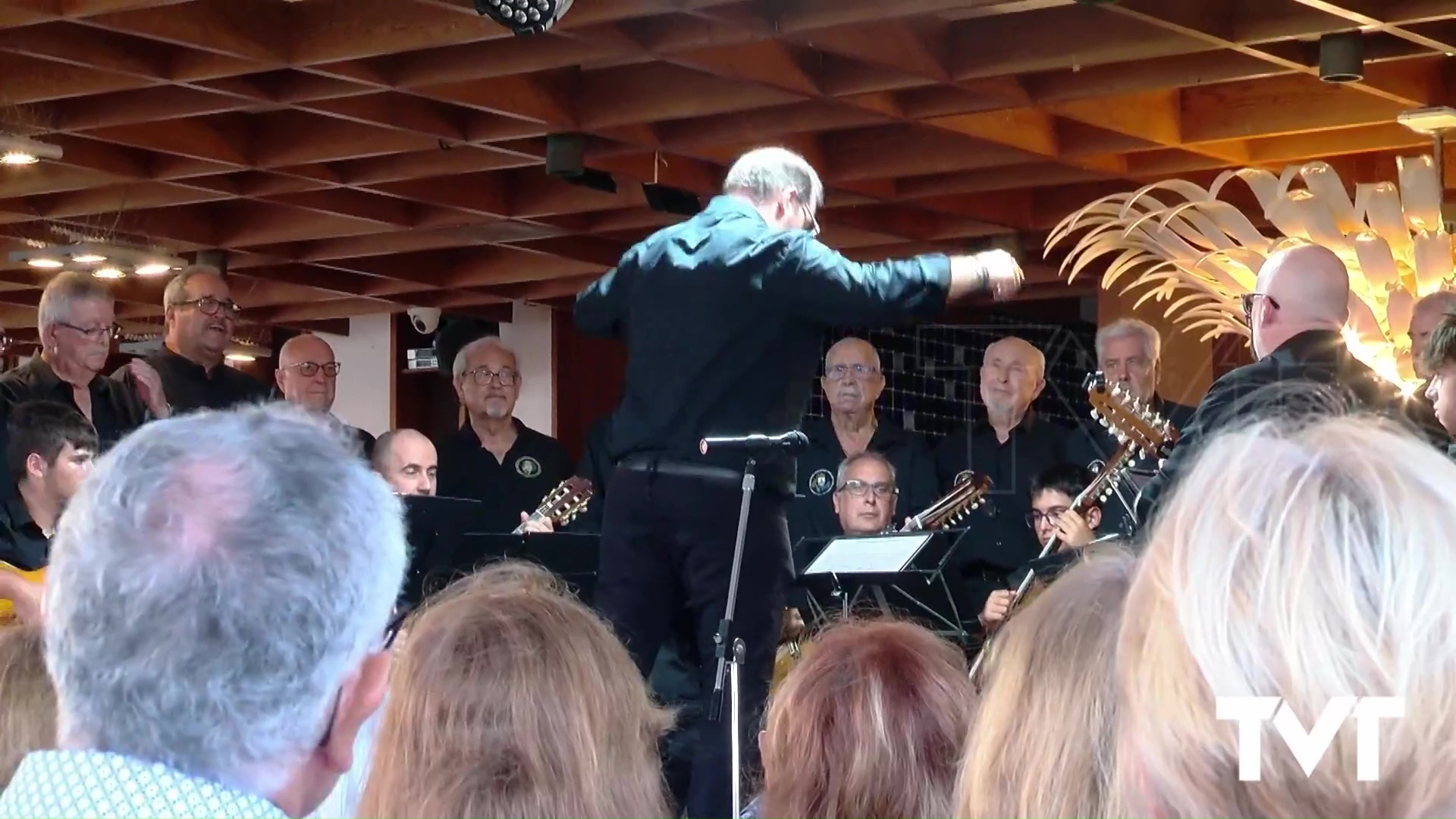 Imagen de Éxito de «Habaneras junto al mar»: la música del Coro y Orquesta Maestro Ricardo Lafuente en el Real Club Náutico de Torrevieja