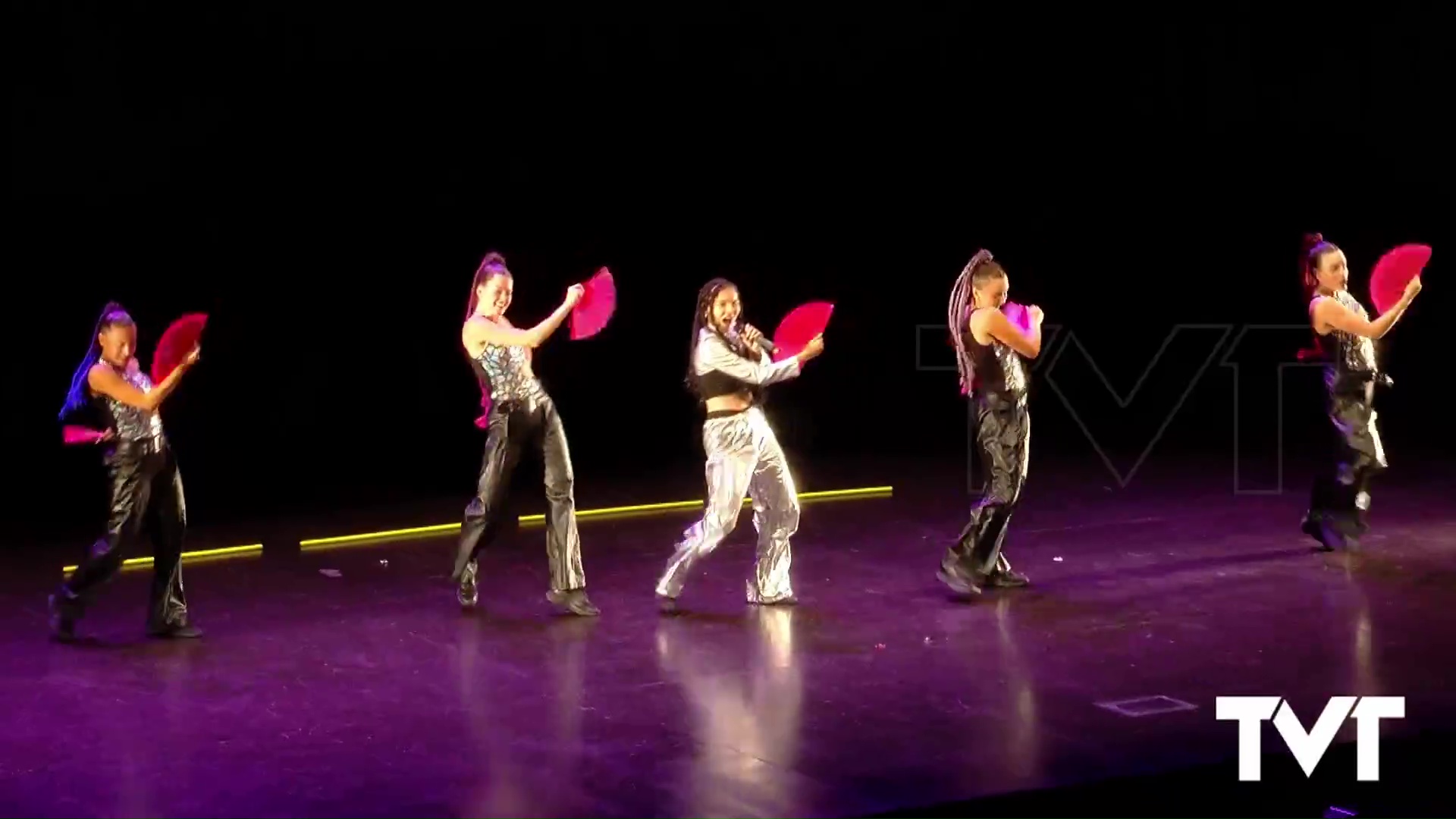 Imagen de Fuerza, creatividad y talento sobre el escenario. Así fue la gala fin de curso de Unity Dance Studio